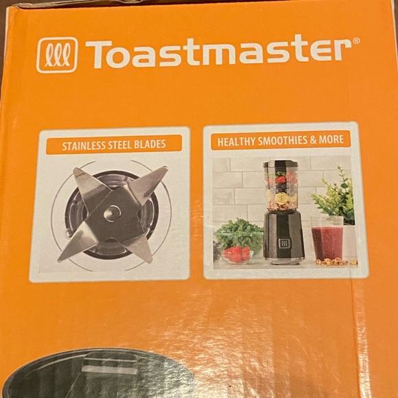 Toastmaster Personal Blender 15 ounce capacity with Drink Through Lid. New - Picture 5 of 8